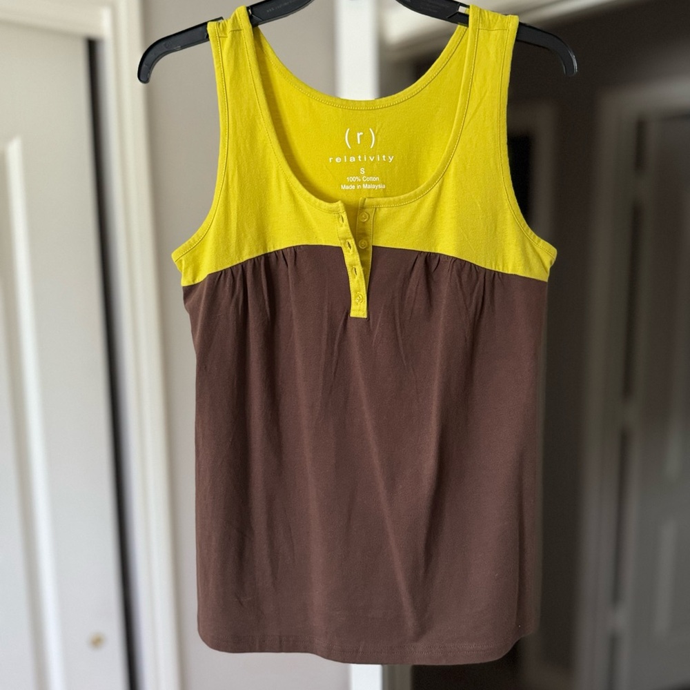 Relativity Two-Tone Yellow and Brown Tank Top